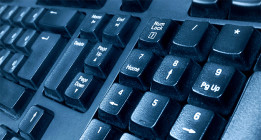 <em>La web cumple 25 años y ya está enferma</em>