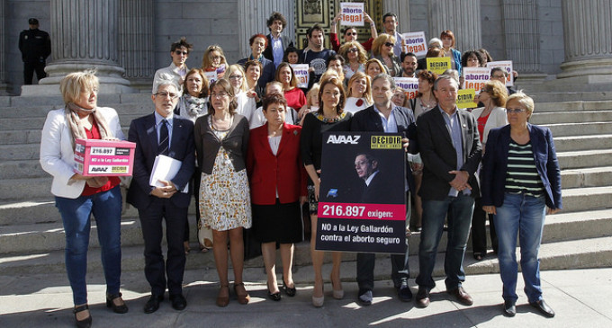 Las leyes más permisivas disminuyen el número de abortos