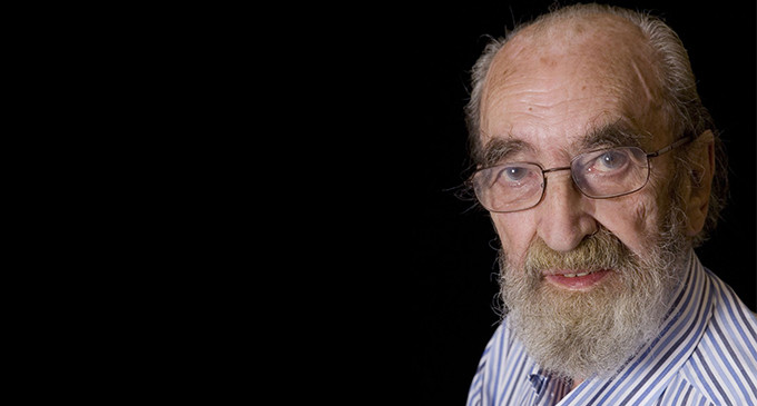 <em>Sin noticias de la Fundación Ángel González</em>