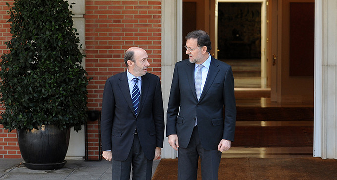 El bipartidismo cae del 80% al 49%