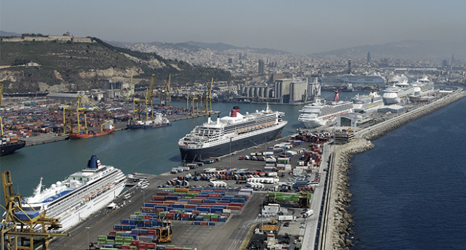 La ABTS denuncia los costes de la industria de los cruceros en Barcelona