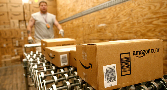 La guerra de 900 escritores contra Amazon