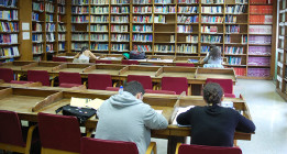 El canon a los bibliotecas pone en peligro la adquisición de nuevos libros