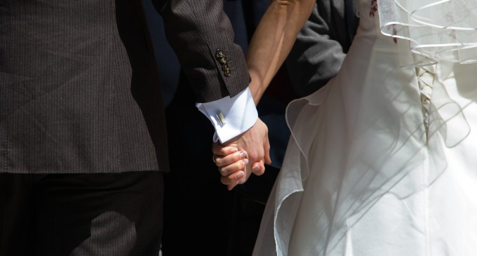Las bodas católicas en España sólo representaron el 30% del total en 2013