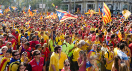 Cataluña pide decidir su futuro
