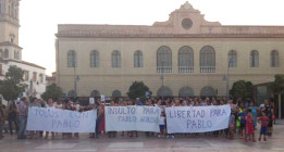 Écija pide la libertad de un vecino con cáncer a punto de cumplir su condena por robos