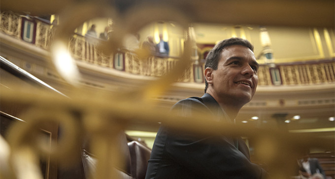 El PSOE centra su propuesta en la renegociación del déficit y las medidas sociales