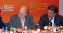El ‘expresident’ Pujol no da explicaciones y abronca al Parlament