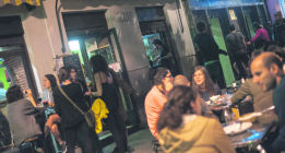 <em>De cañas con la nueva política</em>