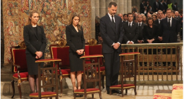 <em>Un funeral para otra foto</em>