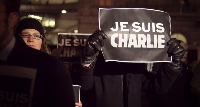 <em>Los otros Charlie</em>