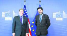 Los socialistas europeos rectifican su posición sobre el TTIP tras las críticas