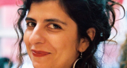 “Incluso los que no han votado a Syriza están apoyando al nuevo Gobierno”