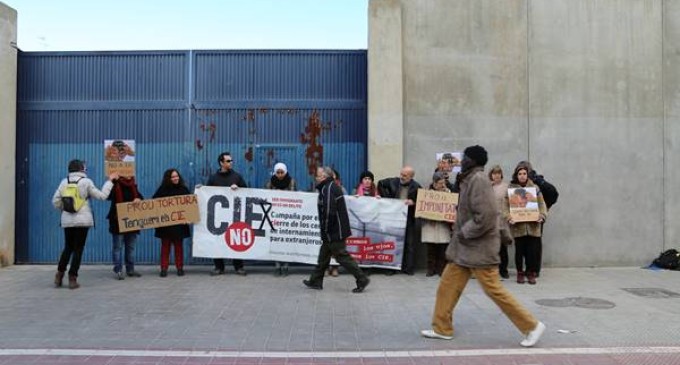<em>Cinco años de lucha y resistencia contra las cárceles racistas</em>