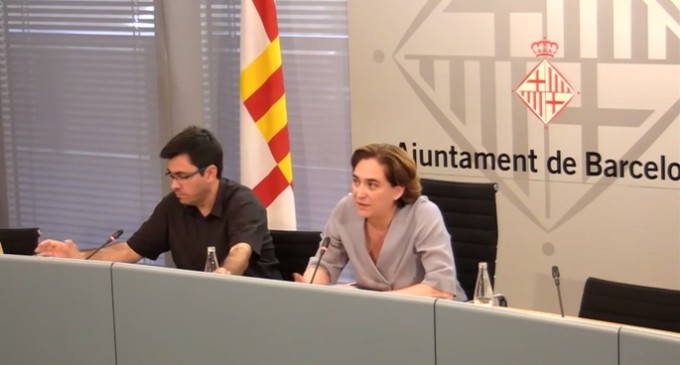 Colau se reunirá con los bancos que más desahucian
