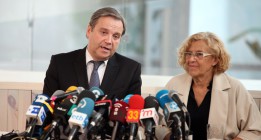 El PSOE promete a Manuela Carmena una alcaldía estable