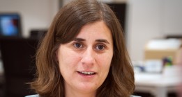 Sandra Ezquerra: “Defender el derecho a la vivienda es economía feminista pura”