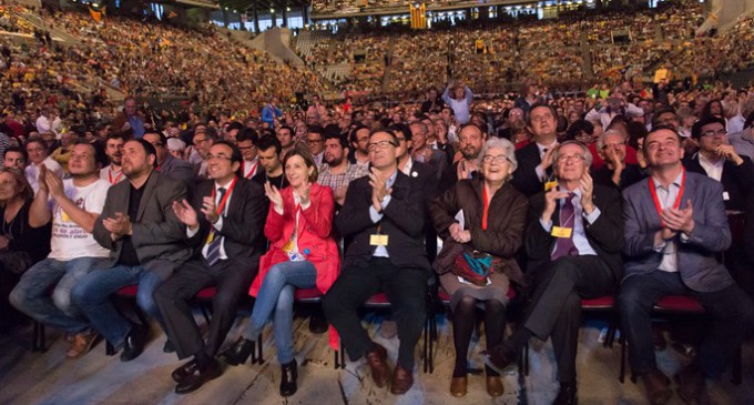 El independentismo se decanta por una lista unitaria que dejaría fuera a Mas
