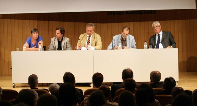 Economistas federalistas discuten su alternativa para Cataluña