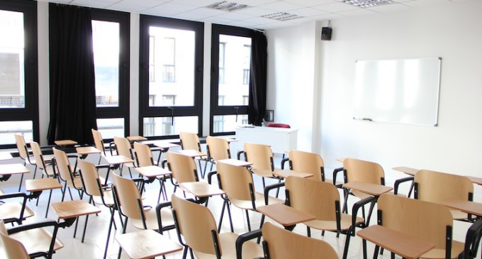 Madrid asfixia a la educación pública