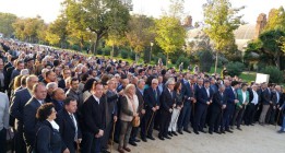 Artur Mas declara ante el TSJC con el apoyo de 400 alcaldes