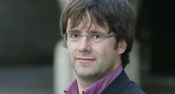 Mas da un paso al lado para que Carles Puigdemont sea ‘president’