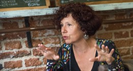 Iciar Bollaín: “‘El olivo’ nos recuerda que todo acto privado es político”