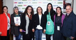 La perspectiva de género, “imprescindible para generar información neutral”