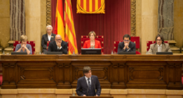 Puigdemont comparecerá el martes en el Parlament