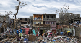 Directivos de Oxfam organizaron orgías con jóvenes haitianas durante su misión humanitaria