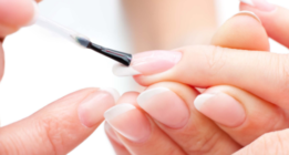 Una bióloga para enseñar depilación y técnicas de uñas esculpidas en FP