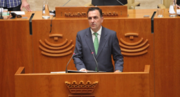 “Fuera franquistas de las instituciones”