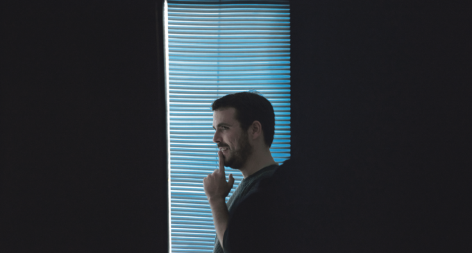 Alberto Garzón: “El populismo de izquierda no busca reconstruir la izquierda sino demolerla”