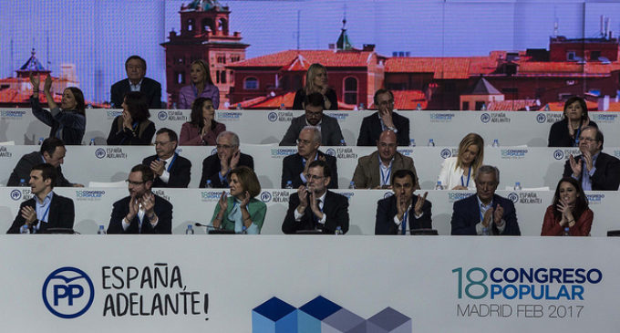 El congreso de los enjuiciados y el congreso de los peleados