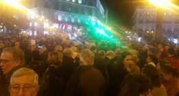 Una concentración en Madrid denuncia la “vergüenza” del sistema judicial