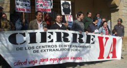 Una ONG denuncia la “situación degradante” de las internas en el CIE de Algeciras