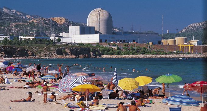 Las puertas giratorias en Endesa: del control estatal al expolio de Italia