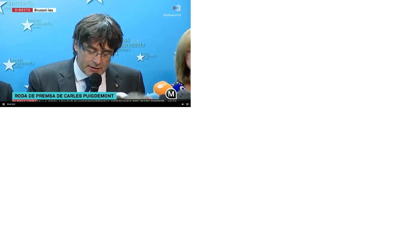 Imagen en TV3 de la comparecencia de Carles Puigdemont, ante la prensa, en Bruselas.