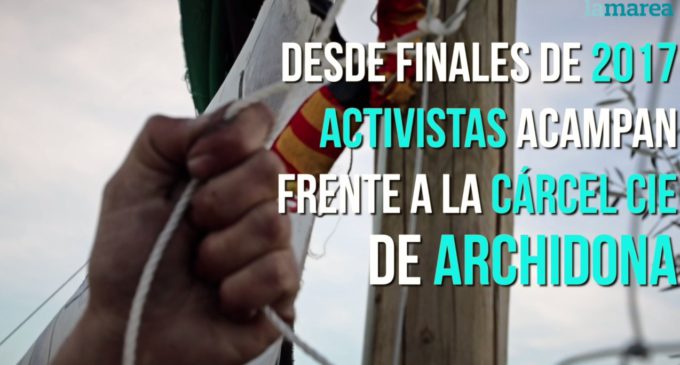 Activistas contra las devoluciones de migrantes de la cárcel CIE de Archidona