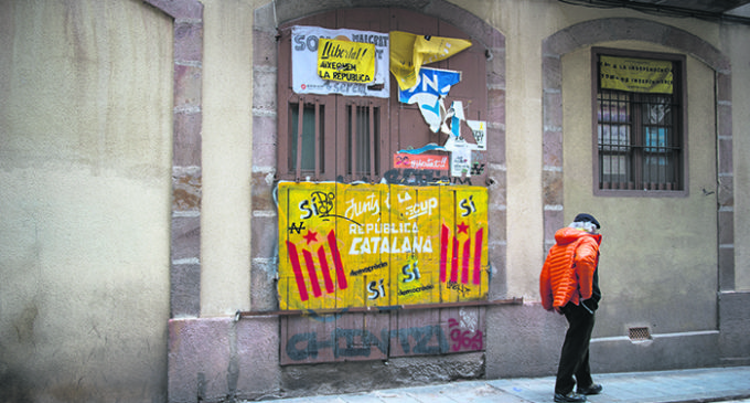 El ‘Titanic’ y las langostas: una historia sobre Cataluña y la autonomía de lo político