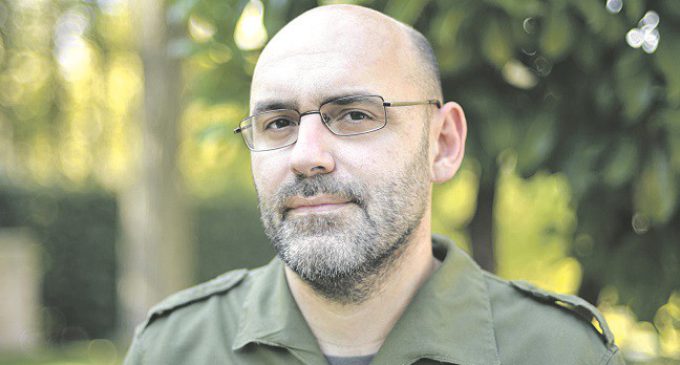 #AMíTampoco: Víctor Lenore