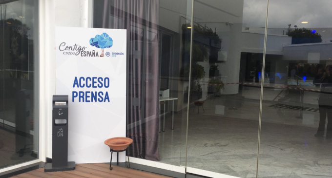 Algo más difícil que acreditar el máster de Cifuentes: cubrir la rueda de prensa de Cifuentes