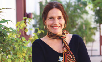 Lina Gálvez: “A las pensiones les quieren meter mano desde el principio”
