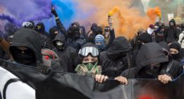 Macron desplegará más policías tras los altercados del 1 de mayo