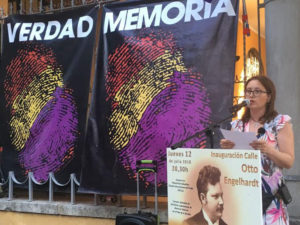 Ruth, durante la inauguración de la calle Otto Engelhardt. O. C.