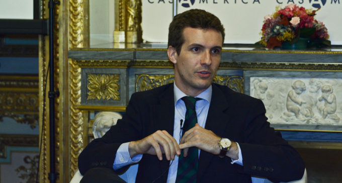 Girar a la derecha desde la derecha tiene un nombre