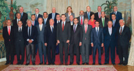 Aznar: ‘Think tanks’ a medida