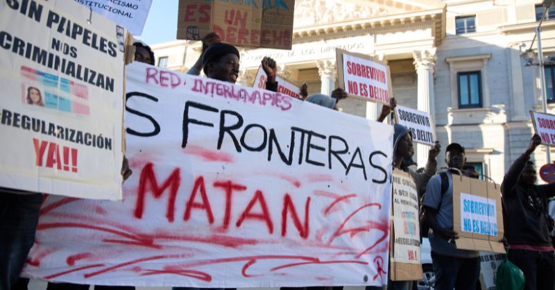 El Congreso aprueba debatir la ILP sobre la regularización extraordinaria  de personas migrantes | lamarea.com