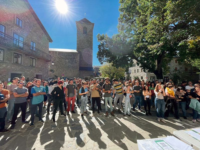 Vivir en una furgoneta para trabajar en la nieve