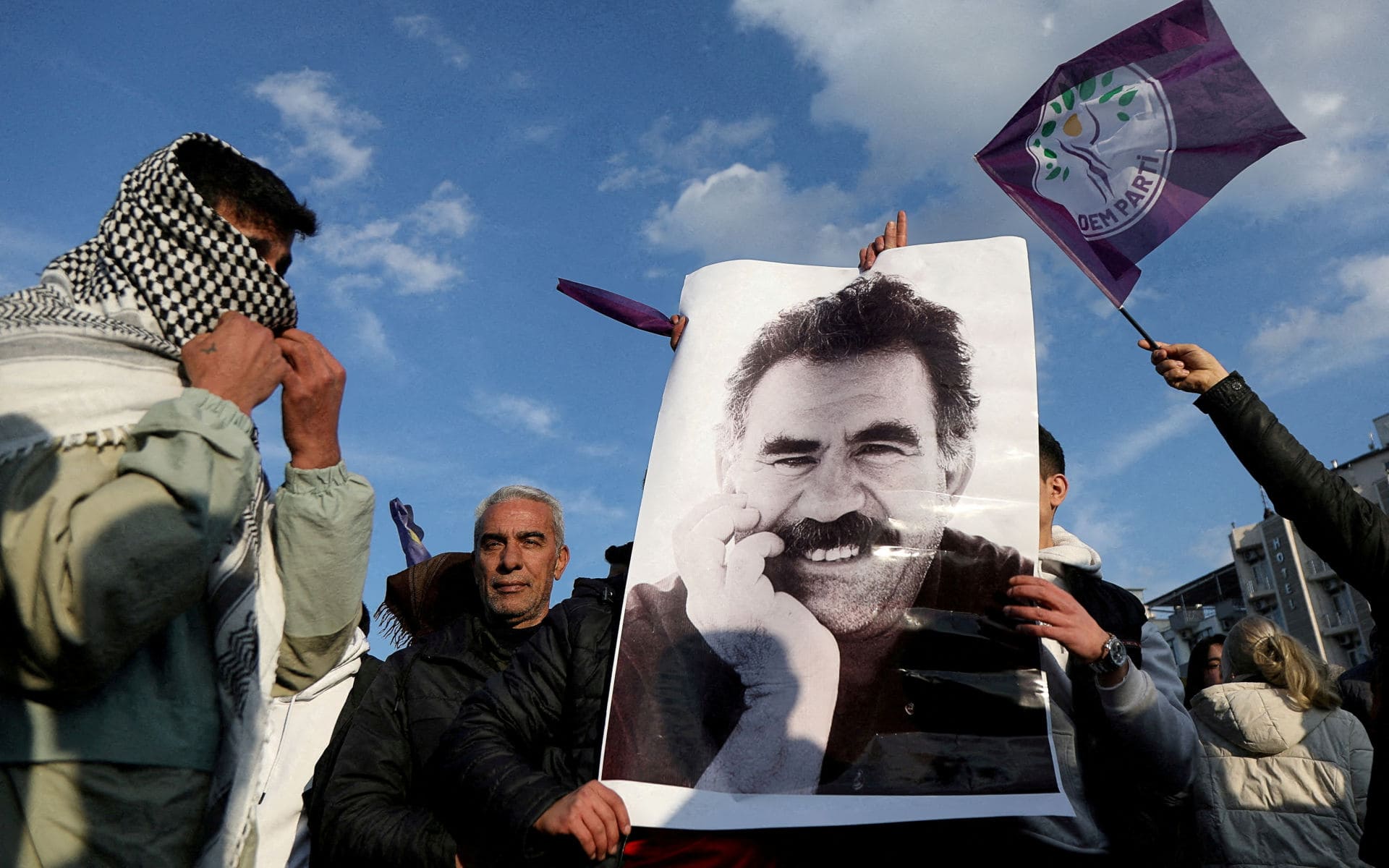 El PKK anuncia su disolución